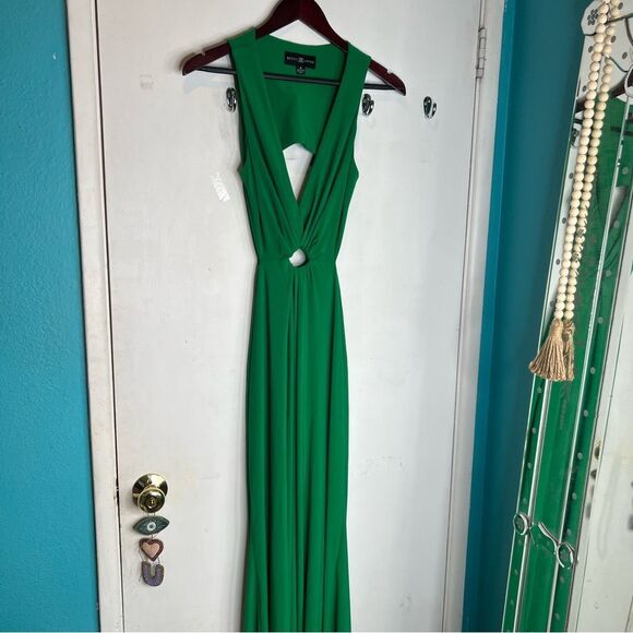 Betsy & Adam Kelly green maxi elegant open back made in the USA - Picture 1 of 12